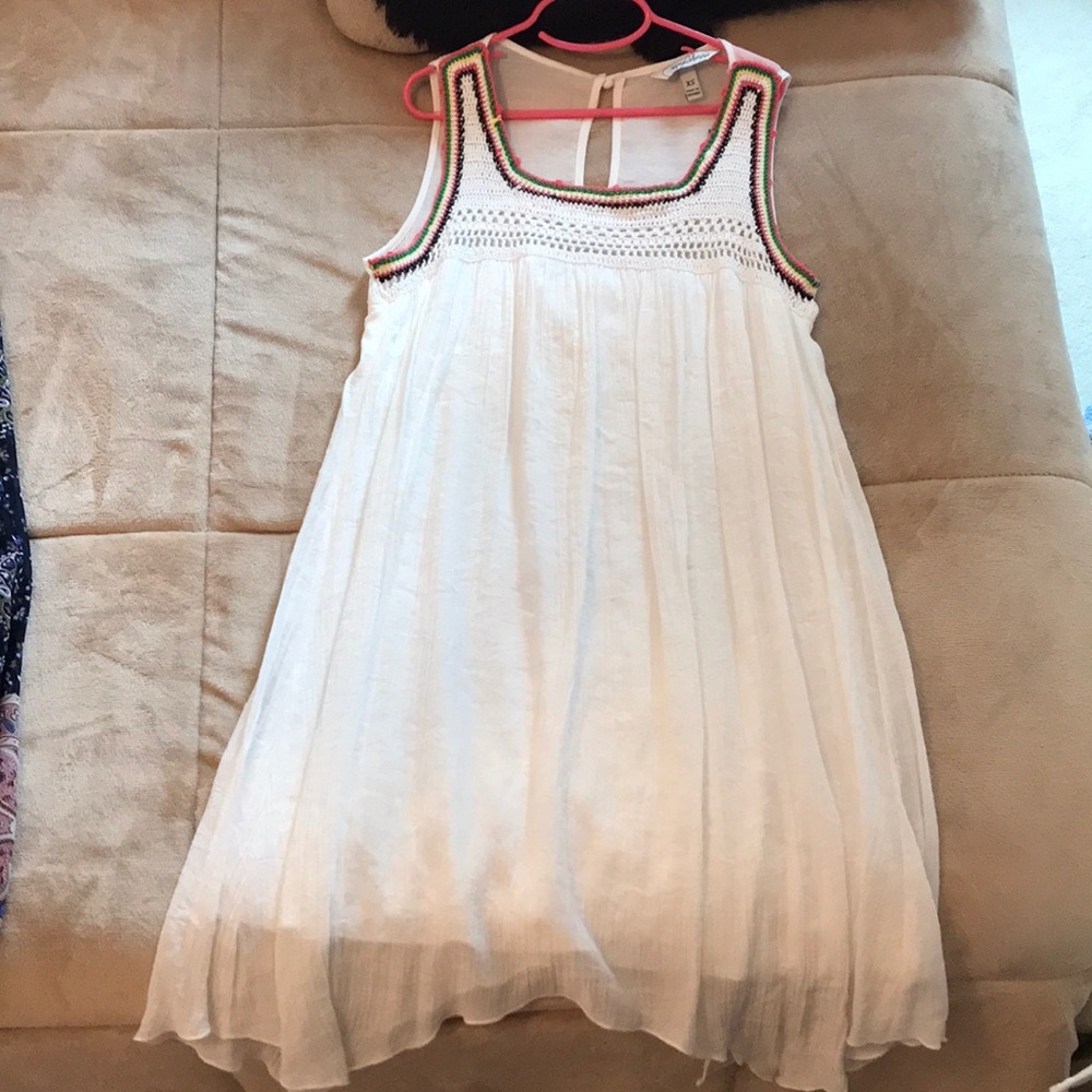 Casual white dress